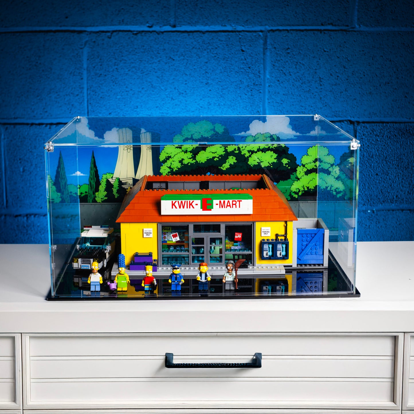 Premium Acrylic Display Case for LEGO Simpsons The Kwik-E-Mart 71016