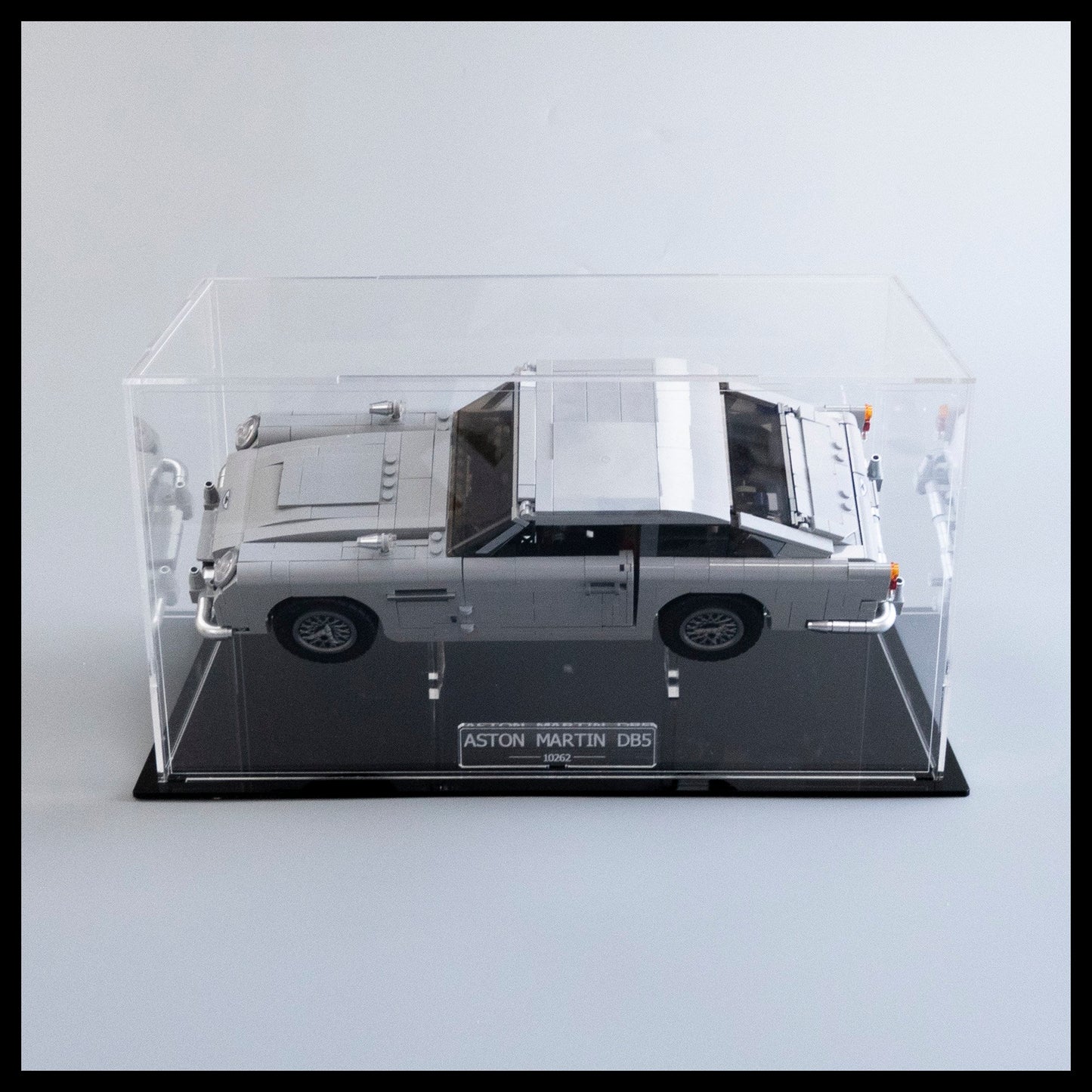 Acrylic Display Case With Internal Sand For LEGO Aston Martin DB5 model (10262)