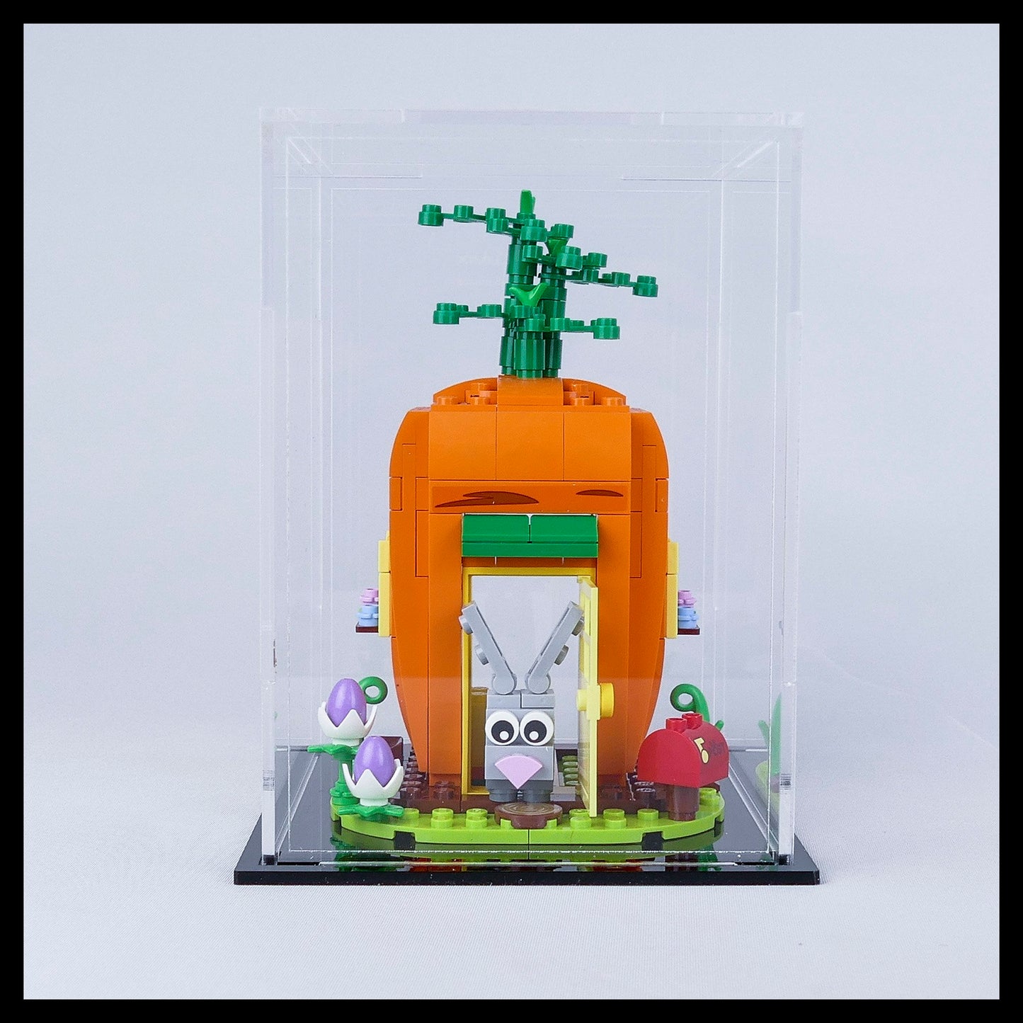 Acrylic Display Case for Easter Bunny’s Carrot House (40449)