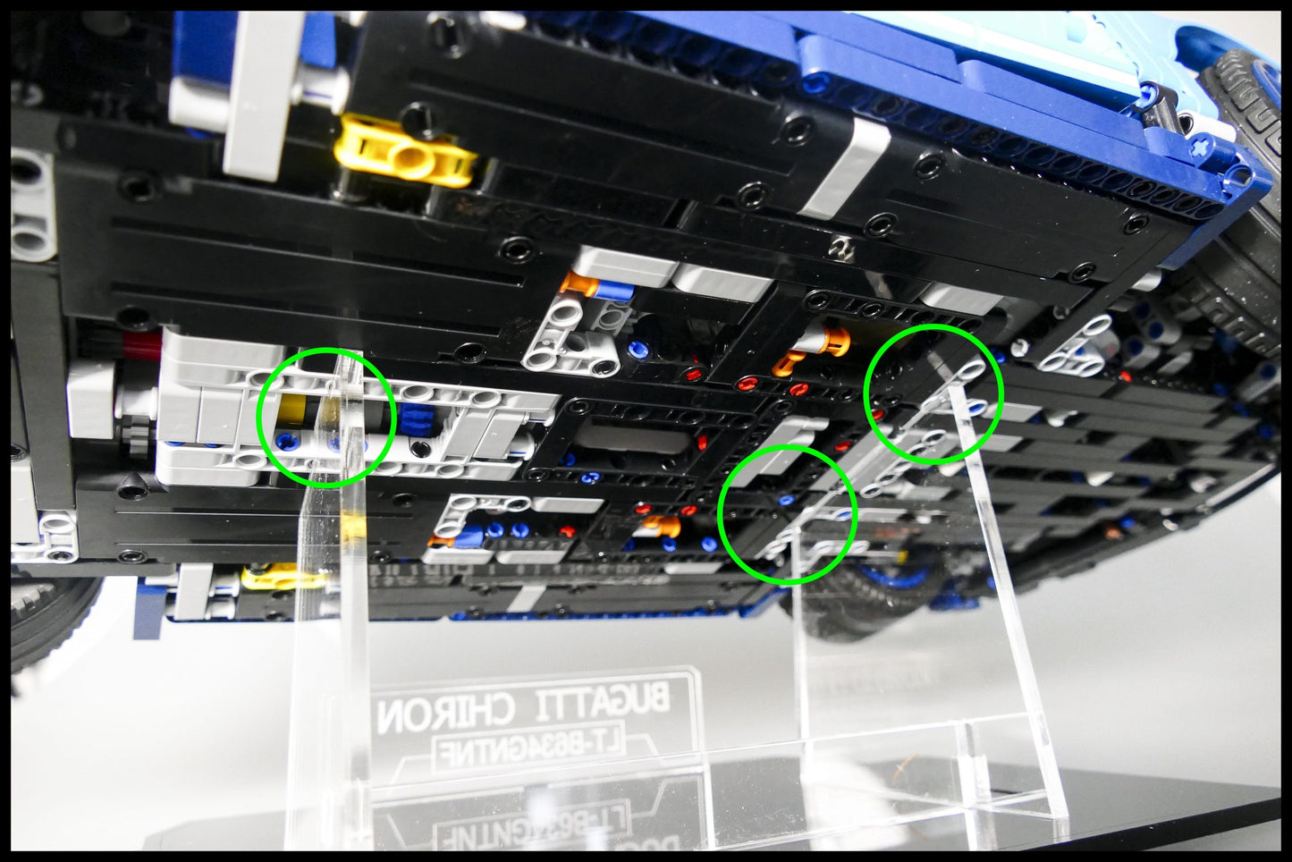 Acrylic Display Case for the LEGO® Technic™ Bugatti Chiron 42083