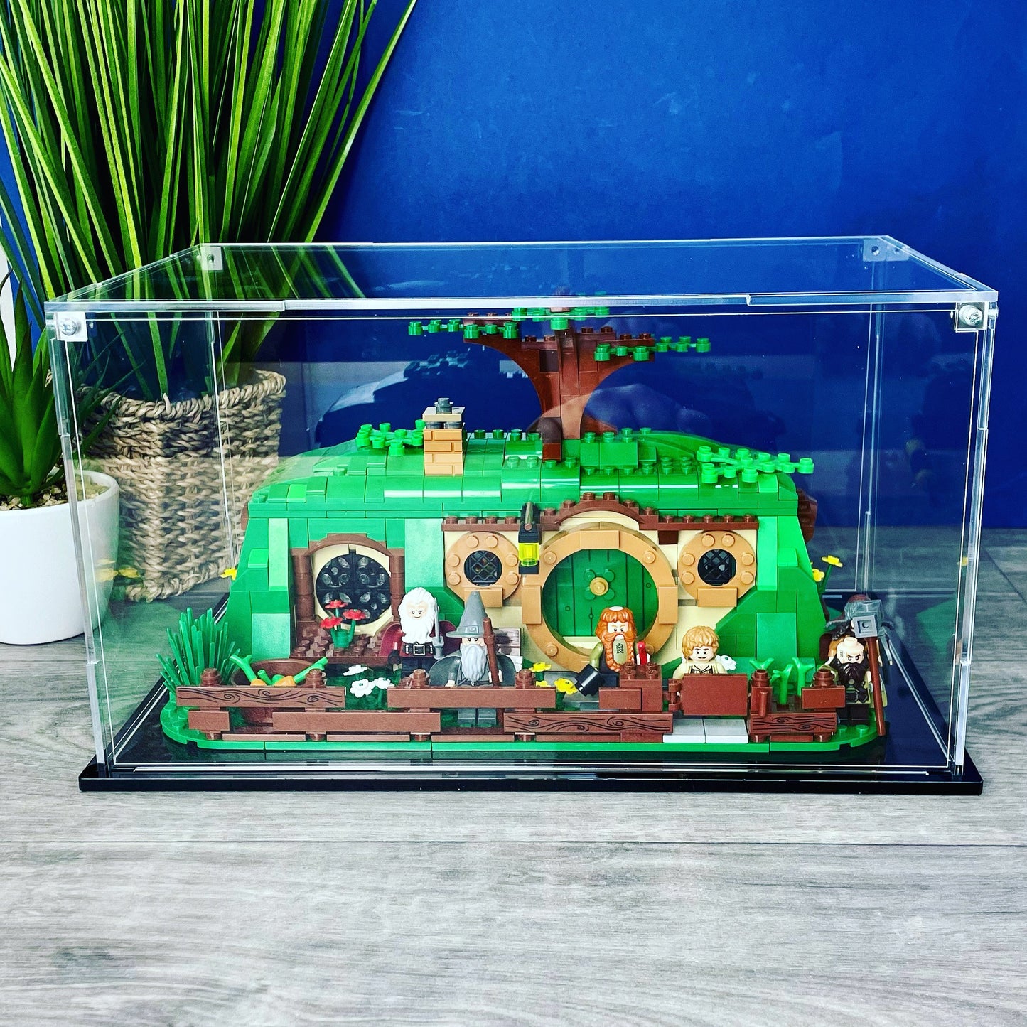 Acrylic Display Case for the LEGO® Lego The Hobbit An Unexpected Gathering 79003