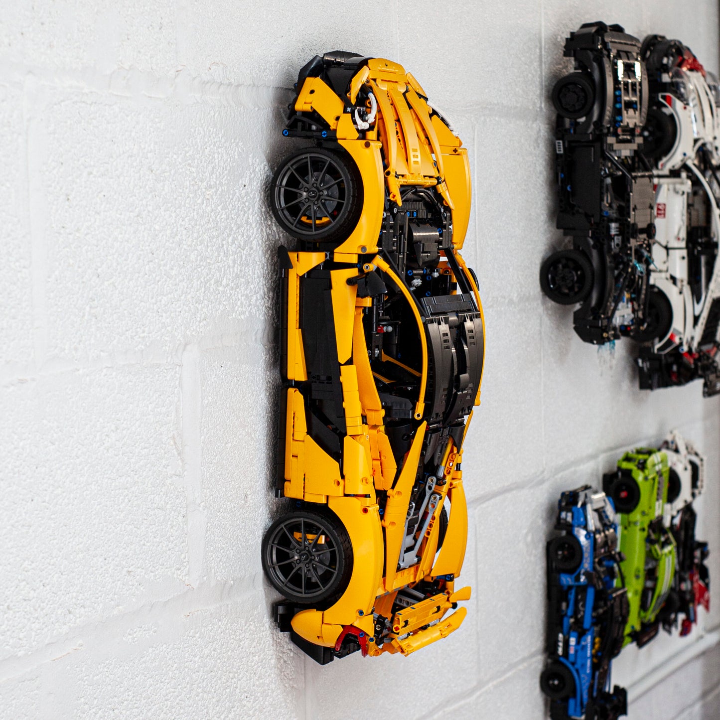 Wall mounted car stand For LEGO Technic™ McLaren P1™ 42172