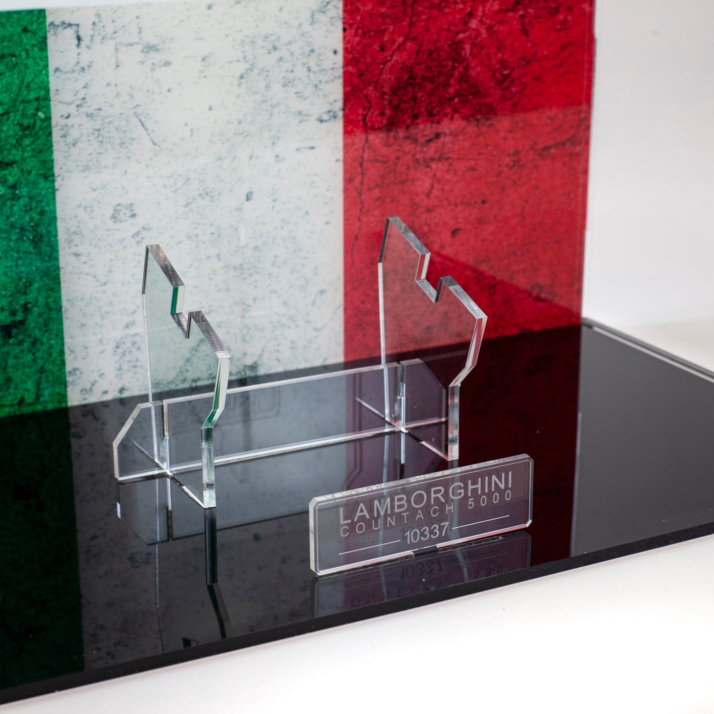 Premium Acrylic Display Case for the LEGO Lamborghini Countach 5000 Quattrovalvole 10337