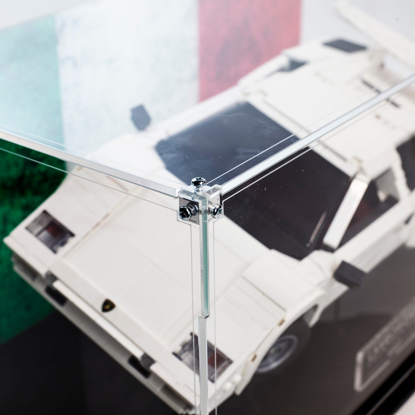 Premium Acrylic Display Case for the LEGO Lamborghini Countach 5000 Quattrovalvole 10337