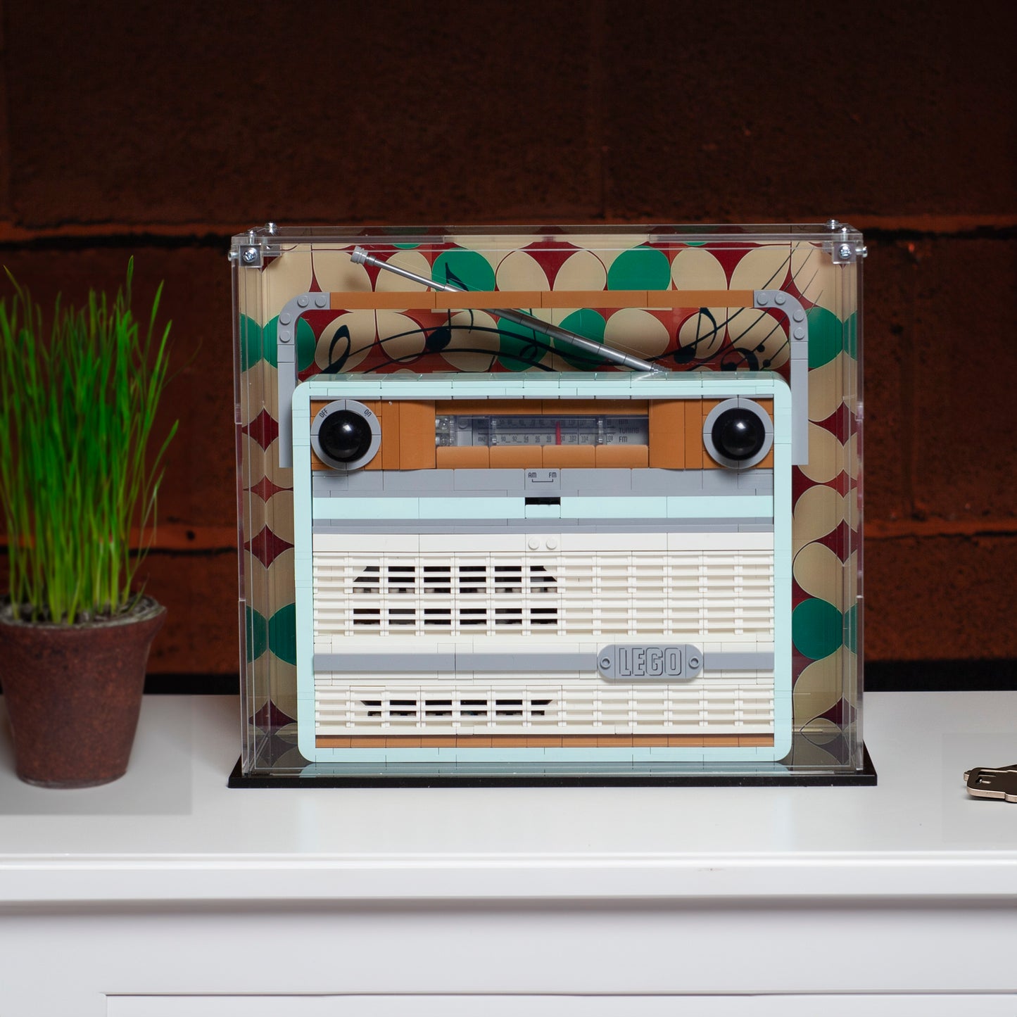 Premium Acrylic Display Case for The LEGO Retro Radio 10334