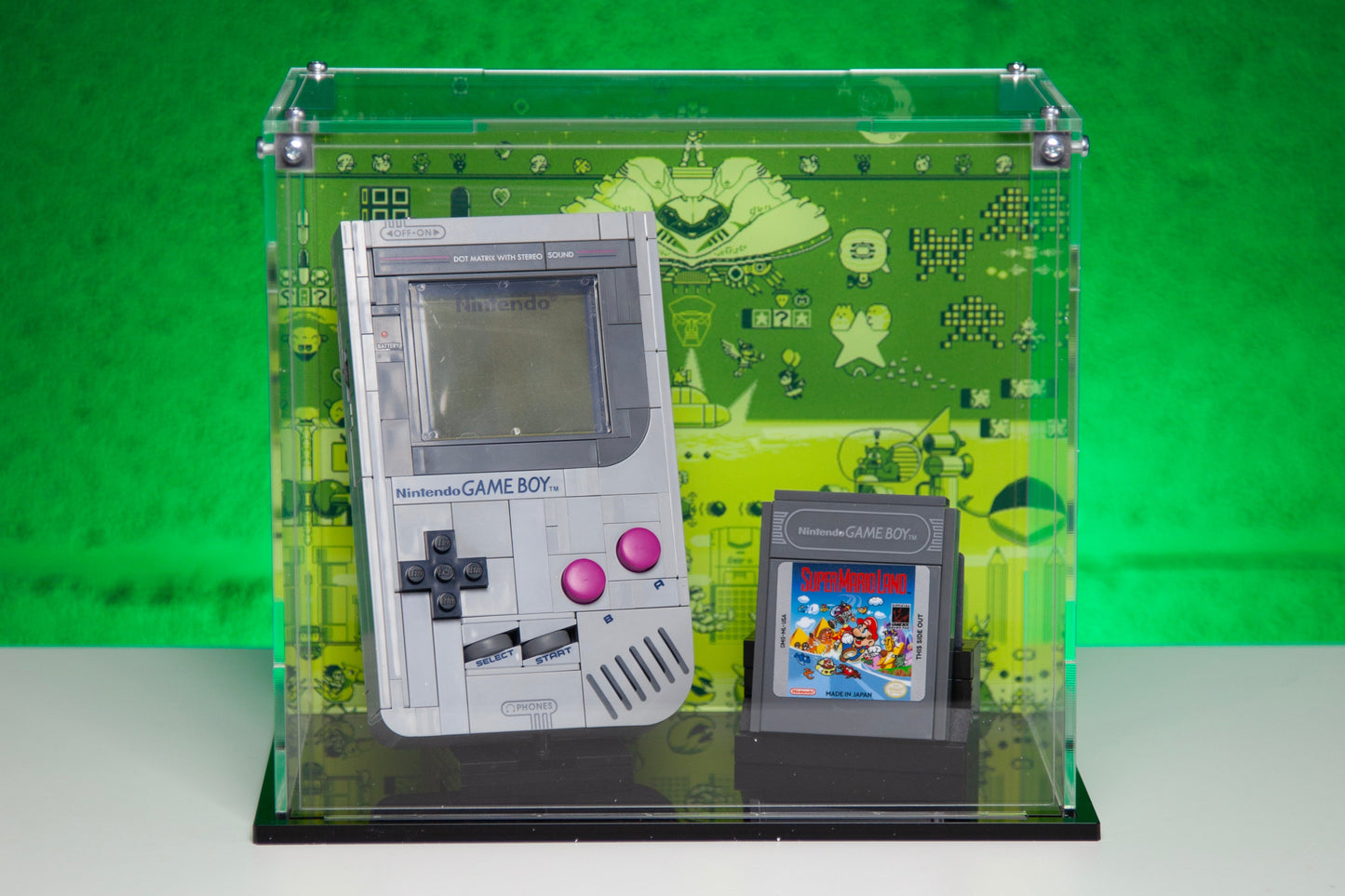 Premium Acrylic Case for the LEGO Game Boy™ 72046