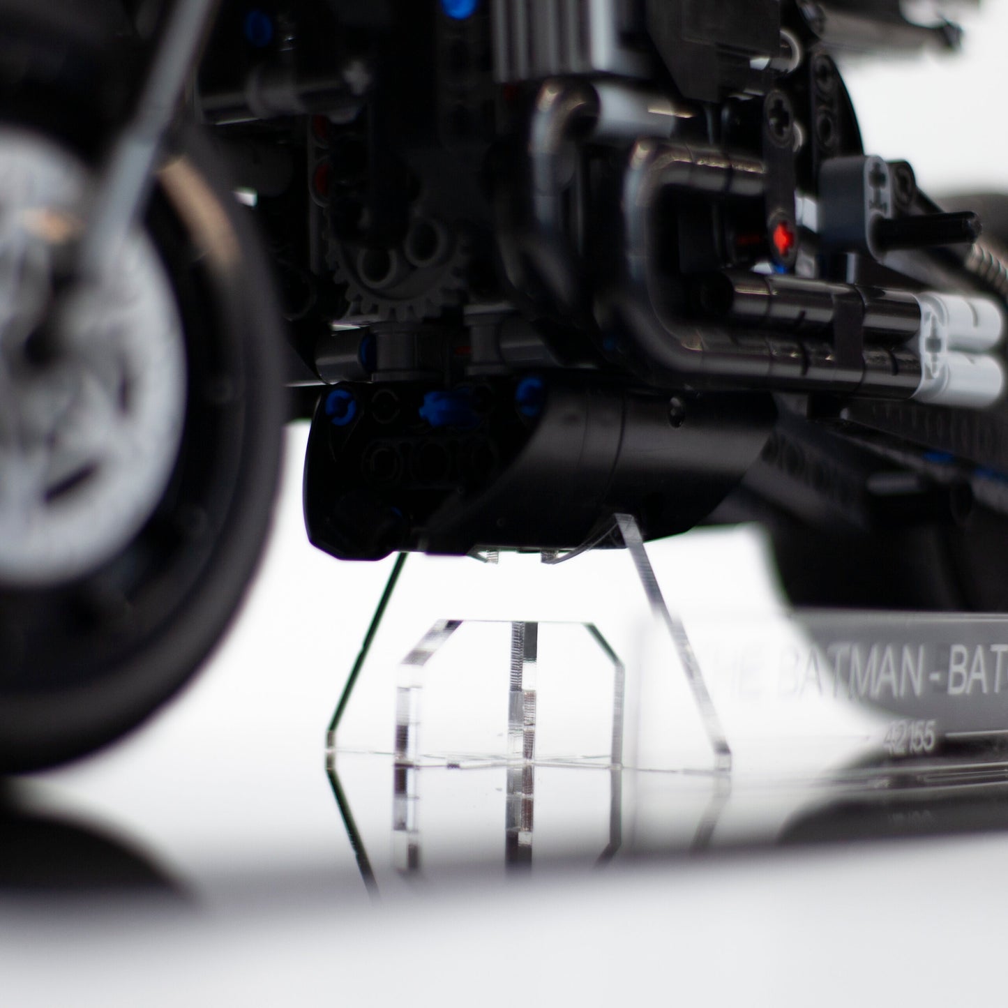 Acrylic display stand for LEGO THE BATMAN – BATCYCLE™ 42155