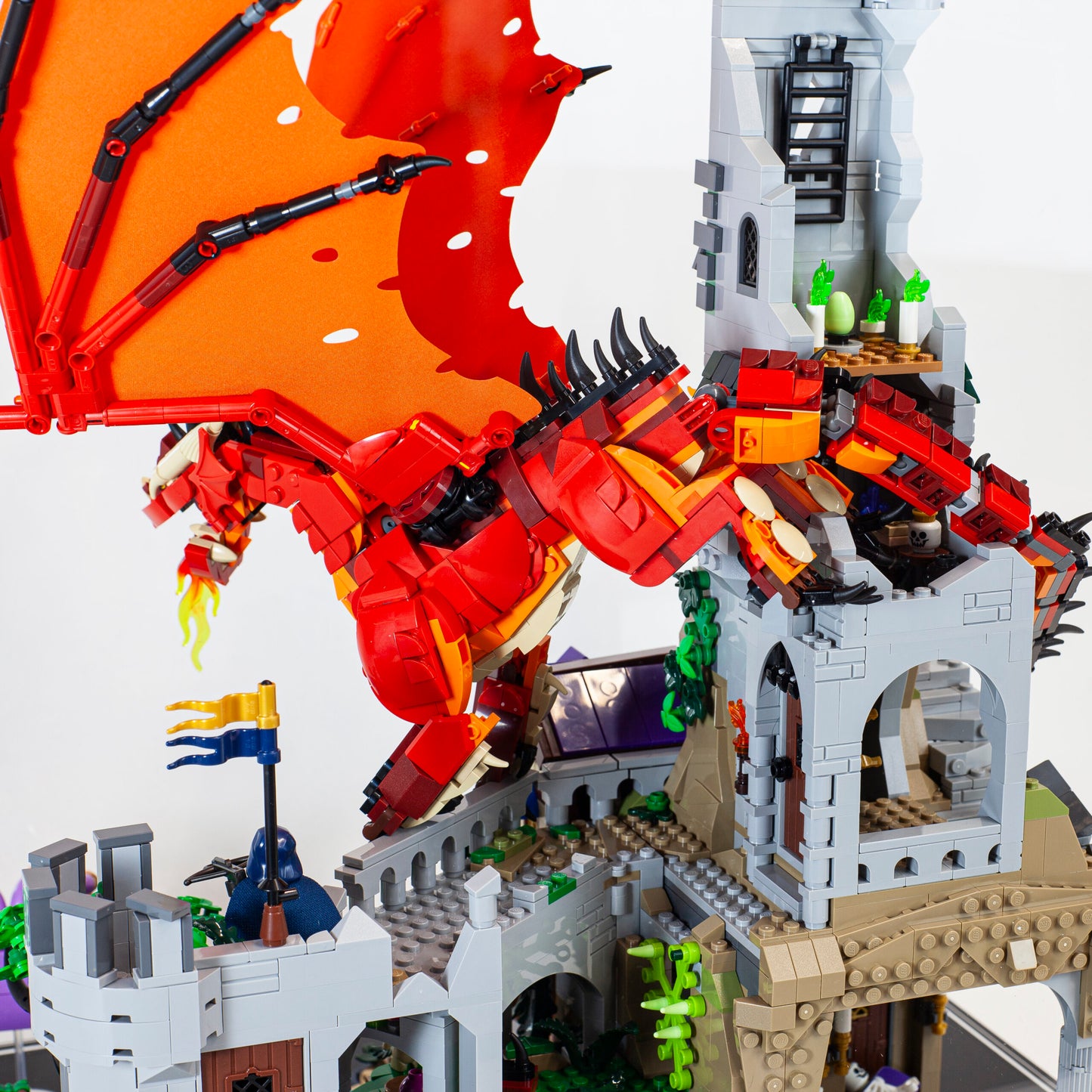 Premium Acrylic Display Case for the LEGO Dungeons & Dragons: Red Dragon's Tale 21348