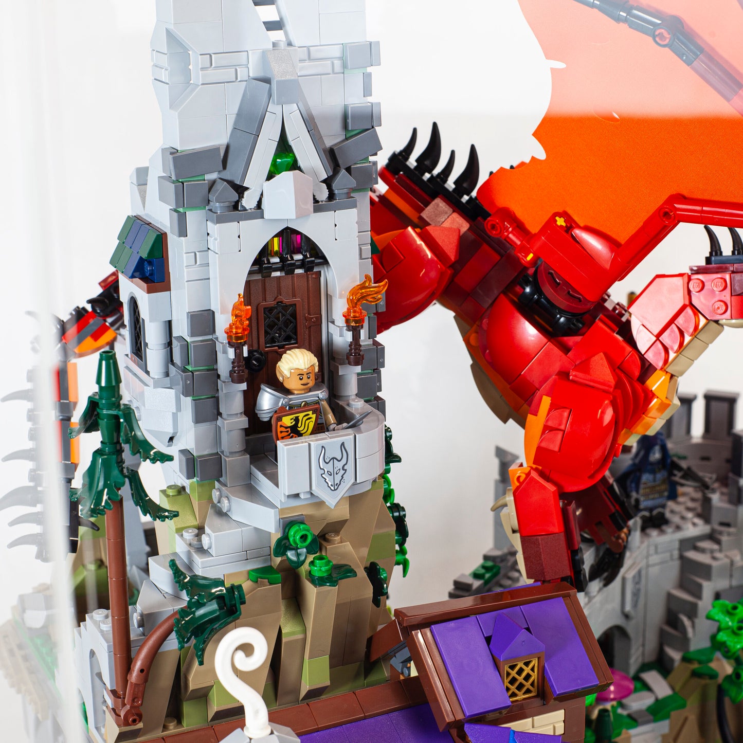 Premium Acrylic Display Case for the LEGO Dungeons & Dragons: Red Dragon's Tale 21348