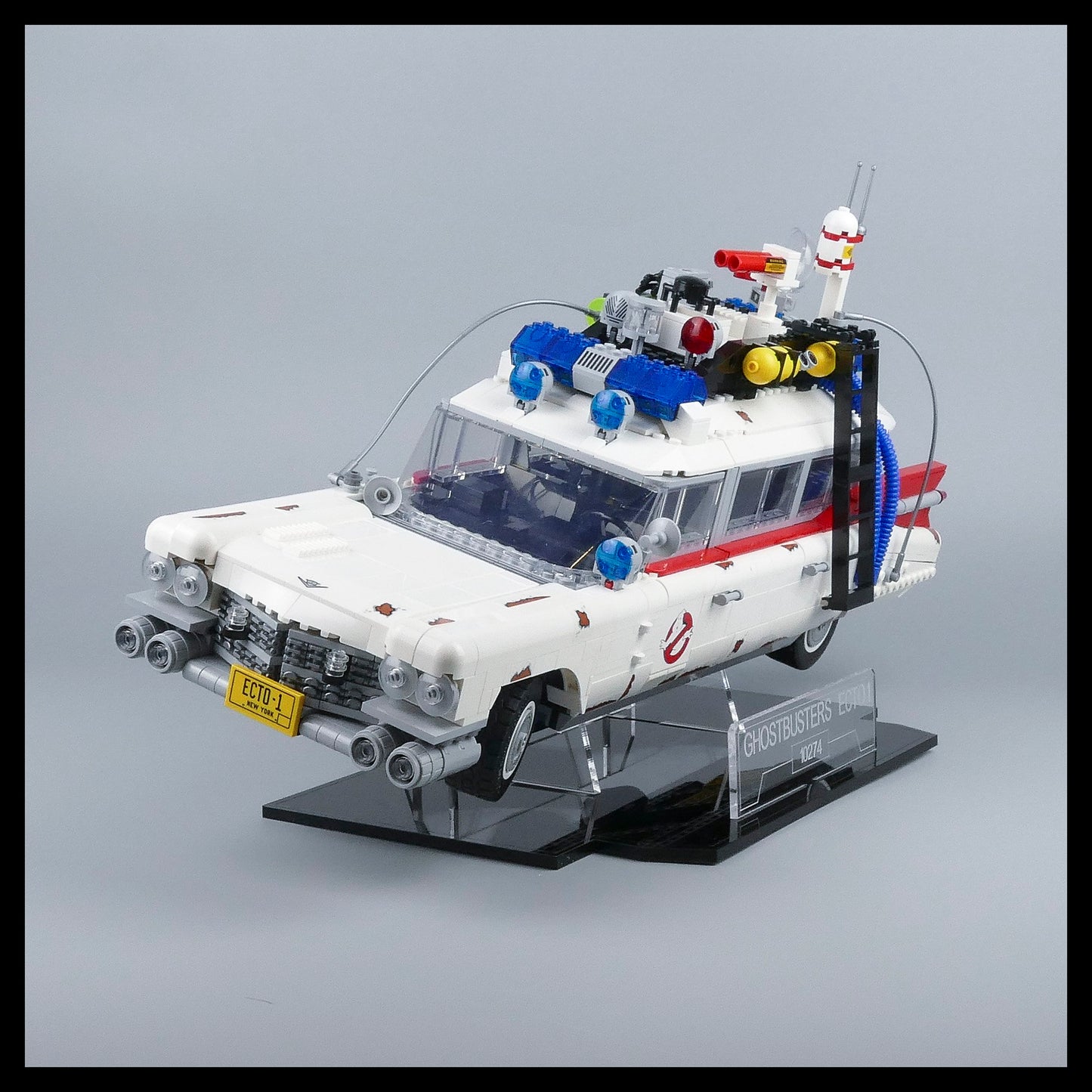 Ghostbusters™ ECTO-1 Acrylic Display Stand for LEGO model (10274)