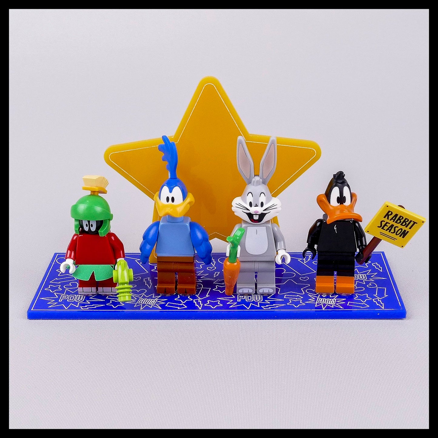 Star Minifigure Display stand for LEGO Looney Tunes