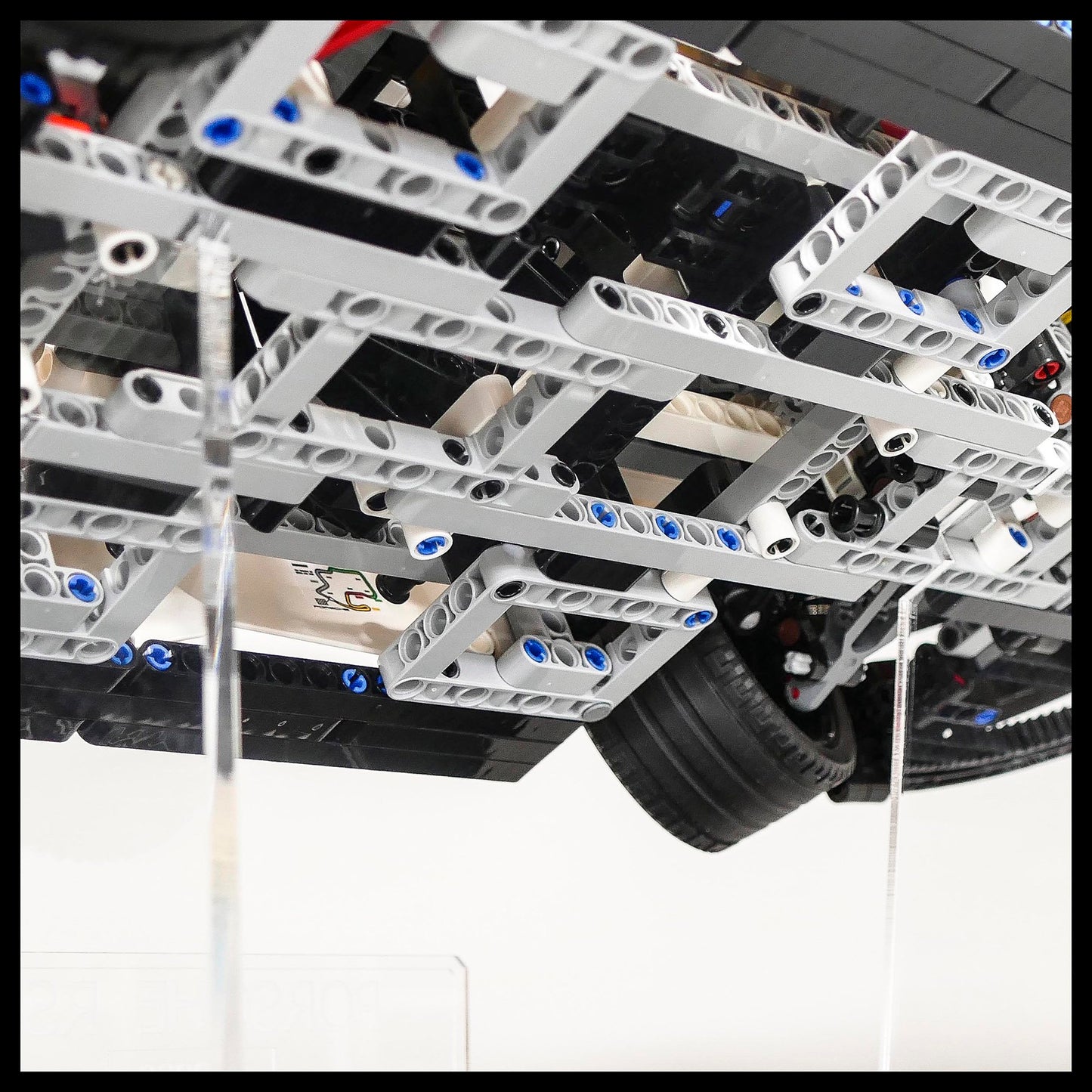 Acrylic Display Case for the  LEGO® Technic™ Porsche 911 RSR (42096)