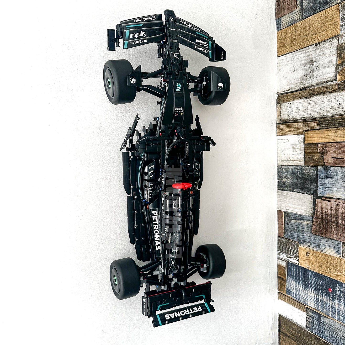 Wall mounted car stand For LEGO Technic™ Mercedes-AMG F1 W14 E Performance 42171