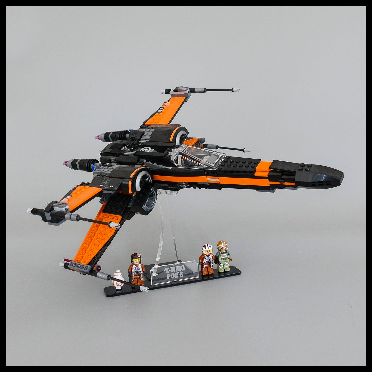 Poe’s X-Wing Fighter Acrylic Display Stand 75102